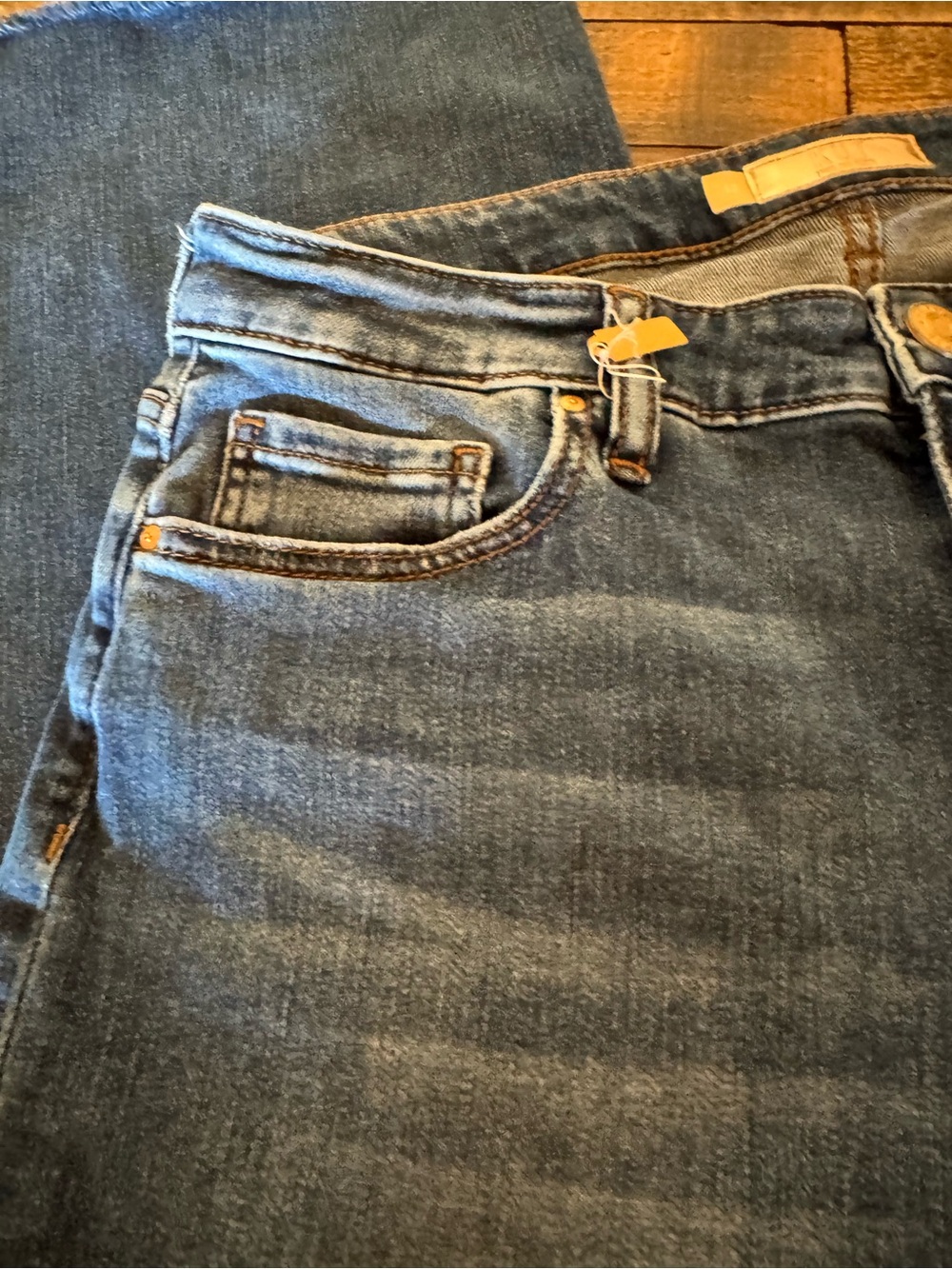 Kut from the Kloth Dark Blue Distressed Cropped Jeans - Picture 7 of 9
